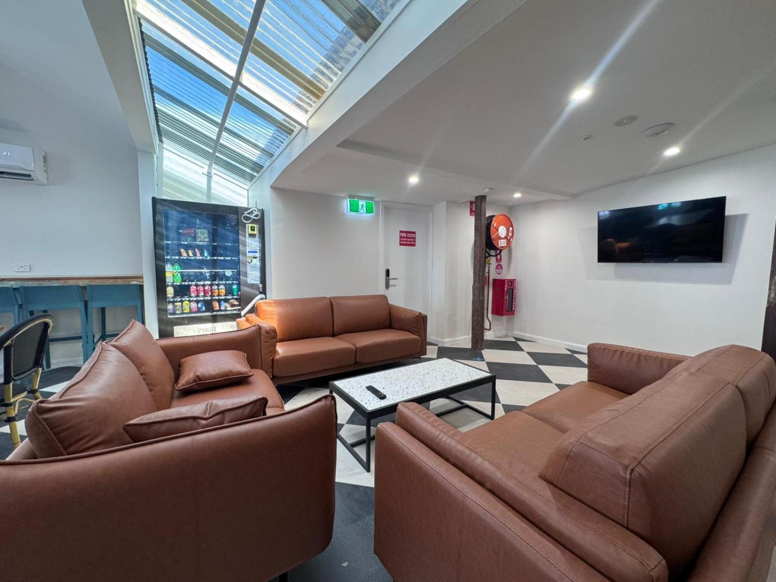 K2 Brisbane Hotel Bagian luar foto