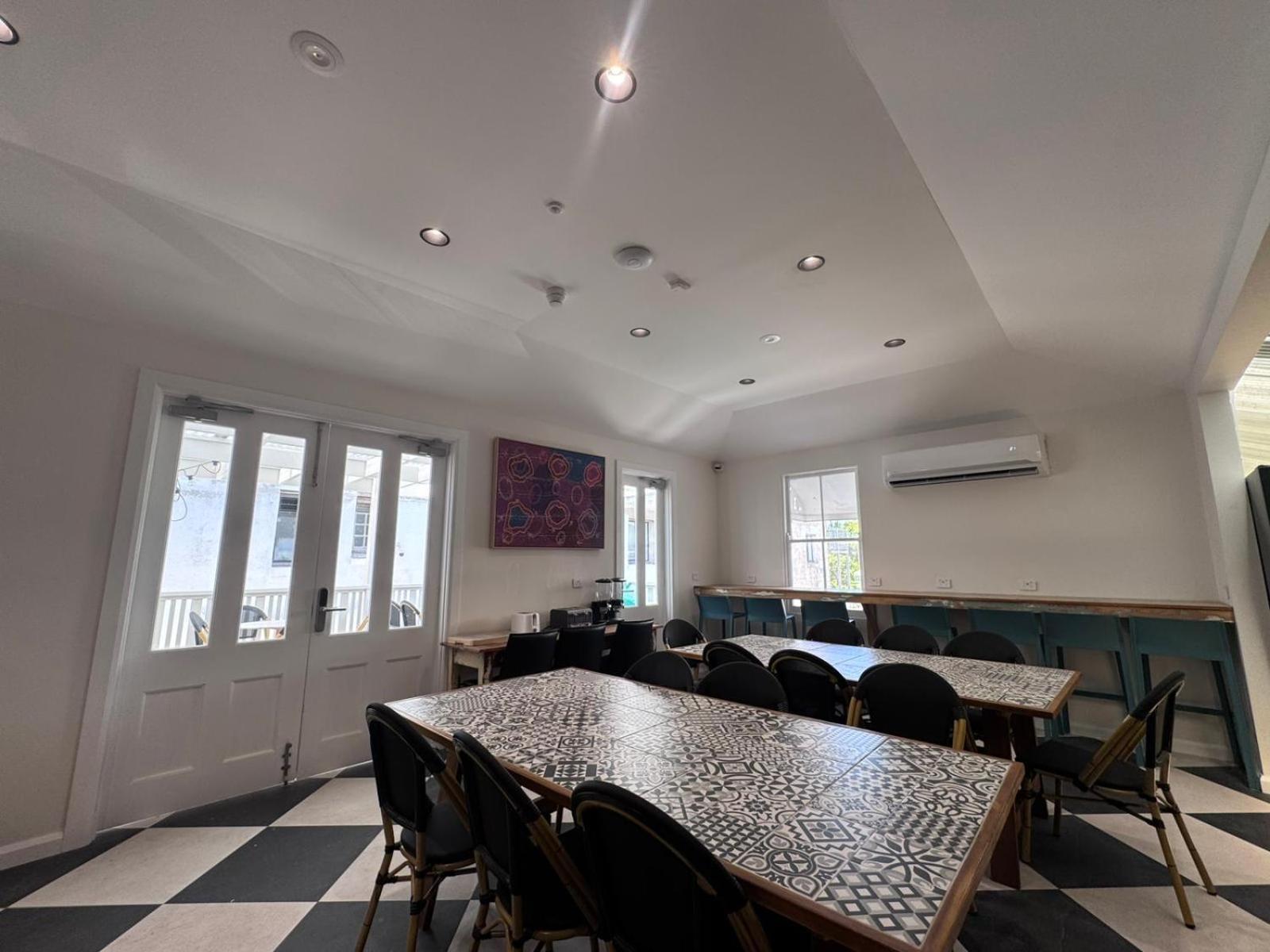 K2 Brisbane Hotel Bagian luar foto
